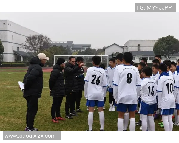 上海足球队在精英赛中的状态分析与表现评估