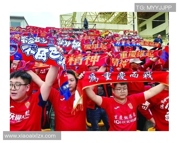 足球明星踏上中国土地与球迷亲密互动的精彩瞬间视频合集